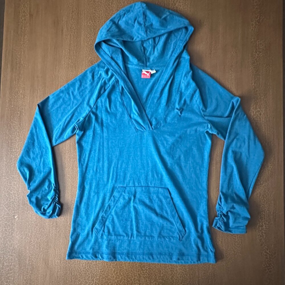 Puma Lightweight Hoodie - Size Medium